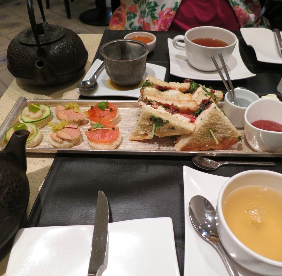 mini sandwiches and tea