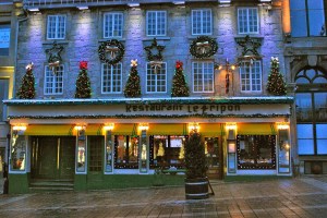 old restaurant with Christmas lights