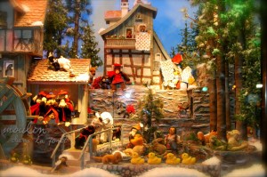 mechanical christmas scene